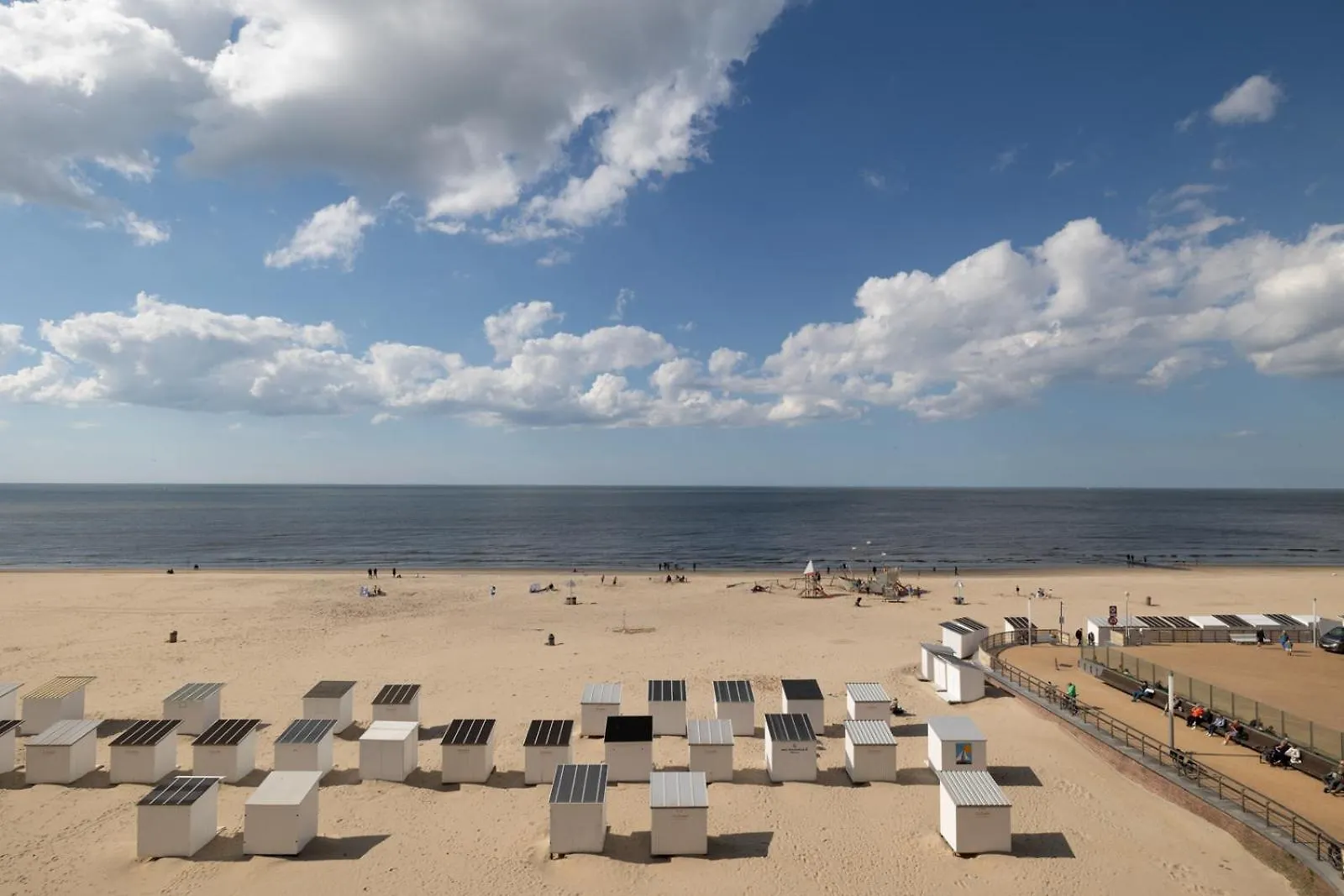 Apartment Modern Studio With Sleeping Area On The 4Th Floor With Fantastic Sea View T29 Ostend